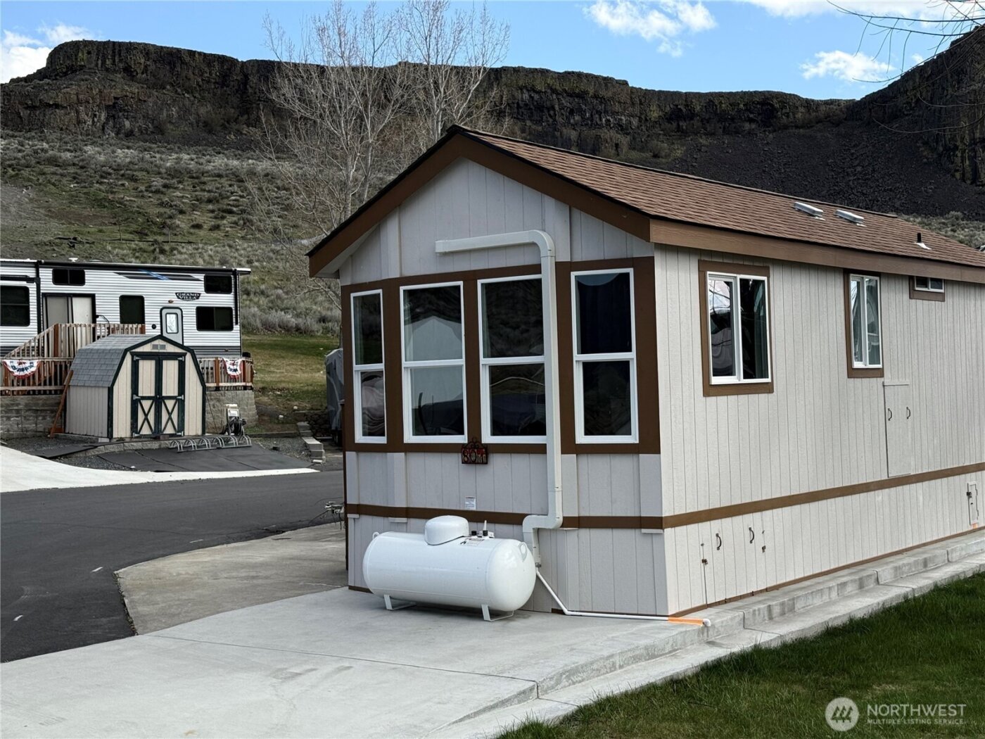 31465 Moore Road NE #801, Coulee City, WA 99115