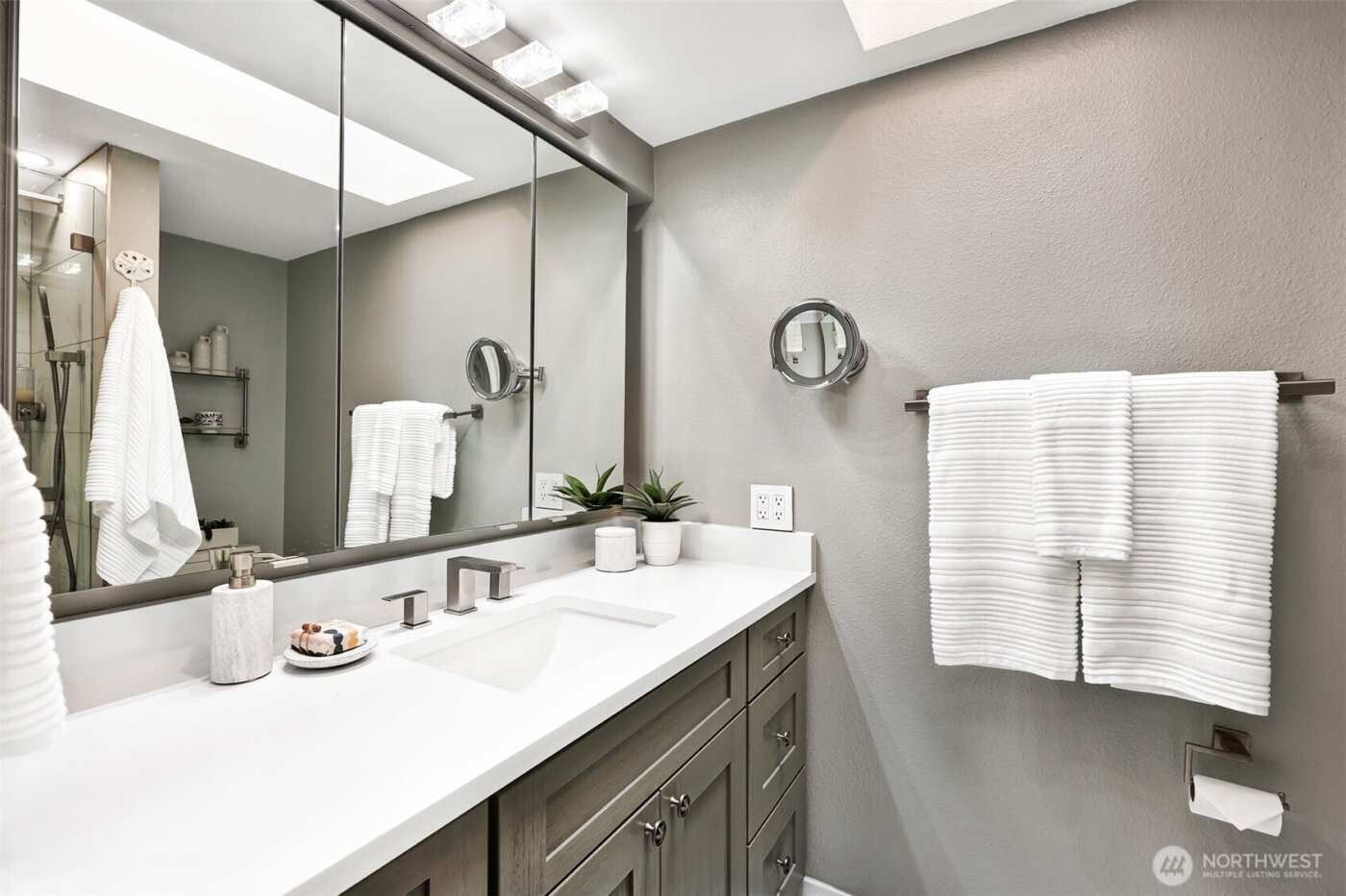 14727 SE 145th Place , Renton, WA 98059