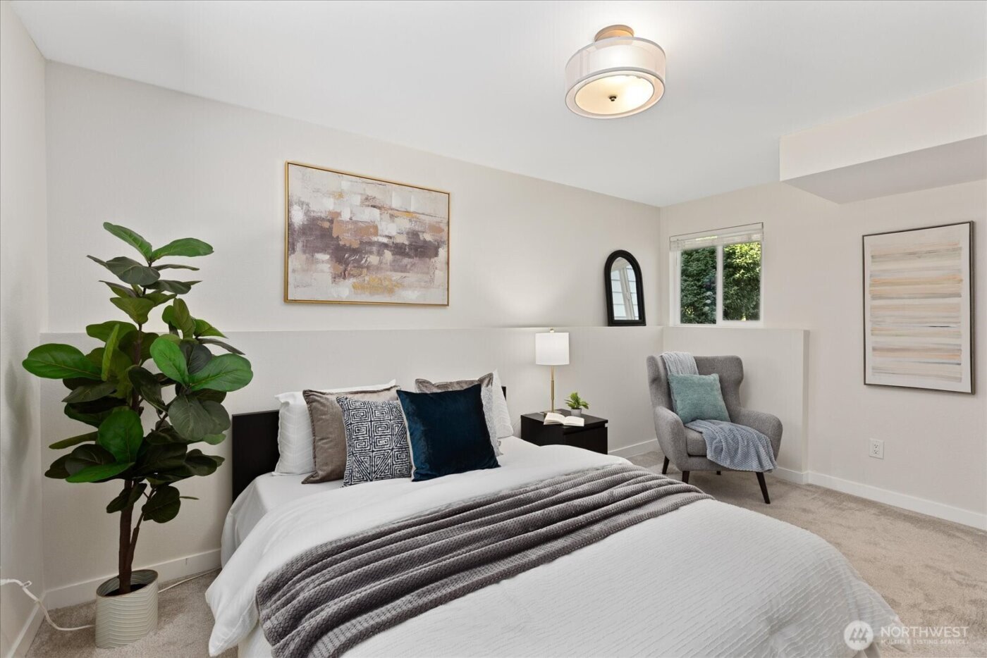 6018 152nd Avenue NE, Redmond, WA 98052