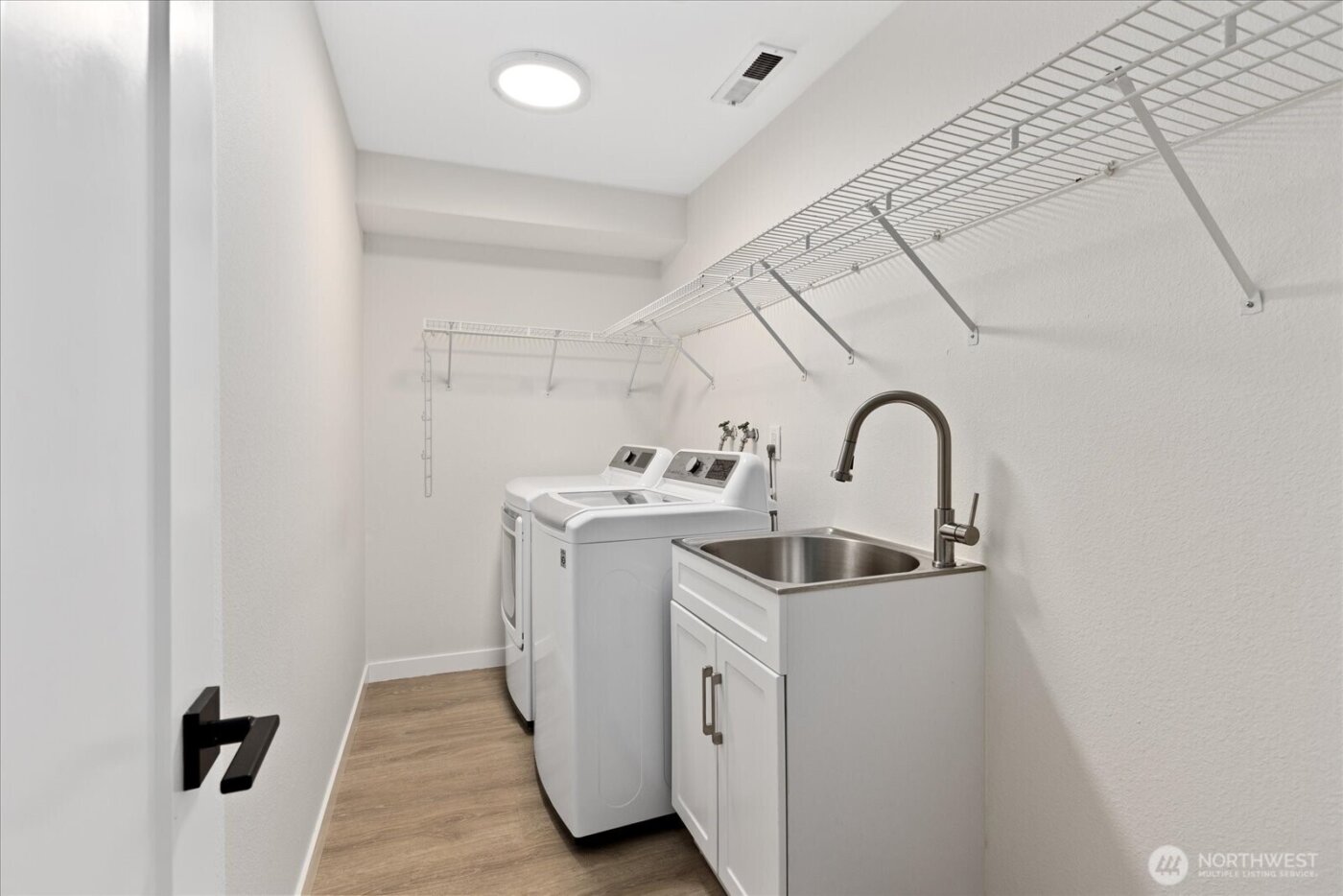 6018 152nd Avenue NE, Redmond, WA 98052