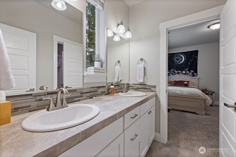 5602 Makovich Place NW, Gig Harbor, WA 98335