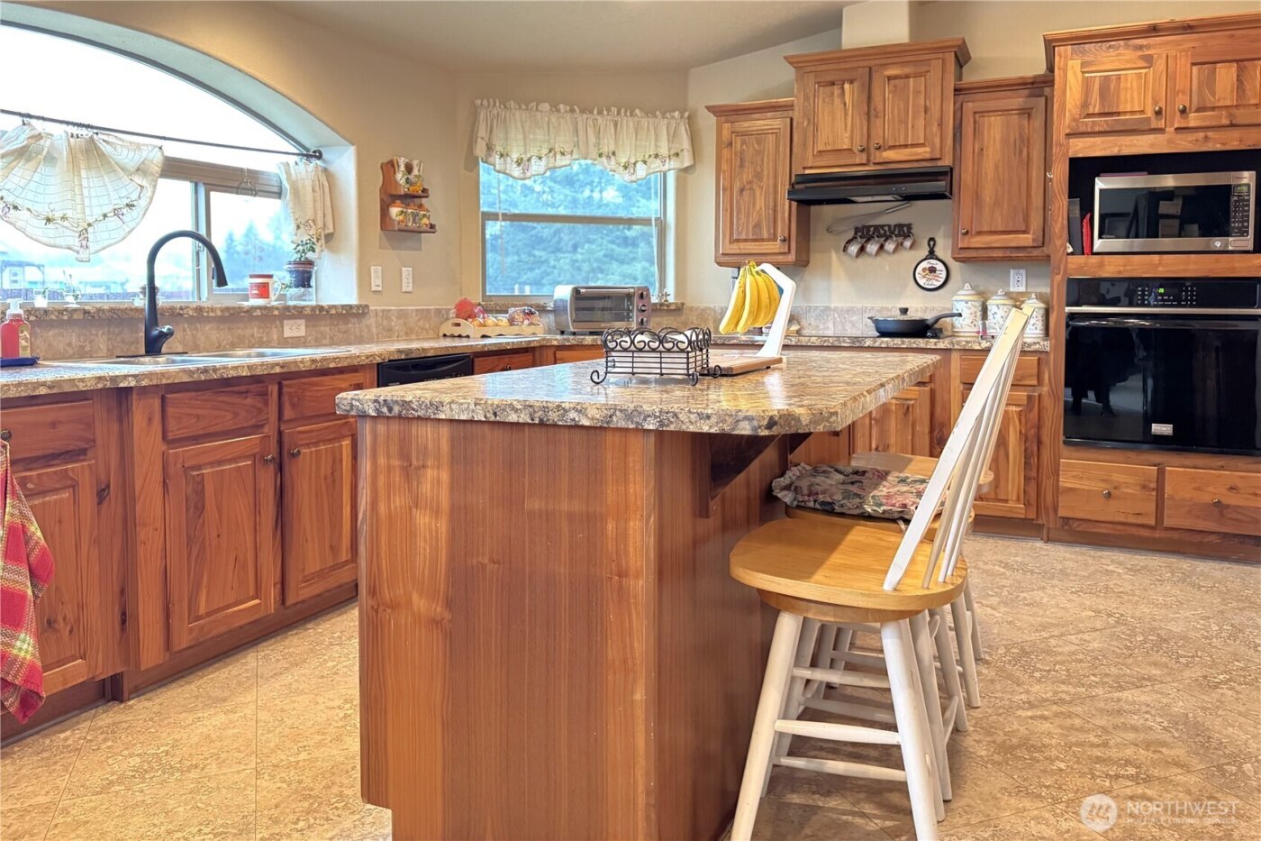 54 W Elma Hicklin Road , McCleary, WA 98557-9623