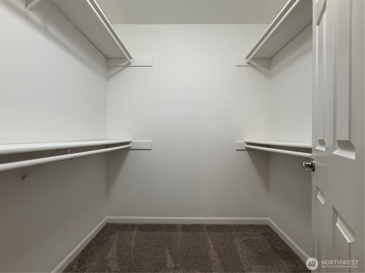 4158 SE Fairway Circle , Port Orchard, WA 98366