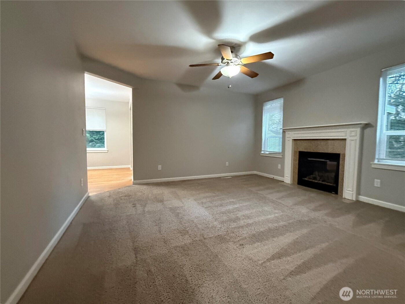 4158 SE Fairway Circle , Port Orchard, WA 98366