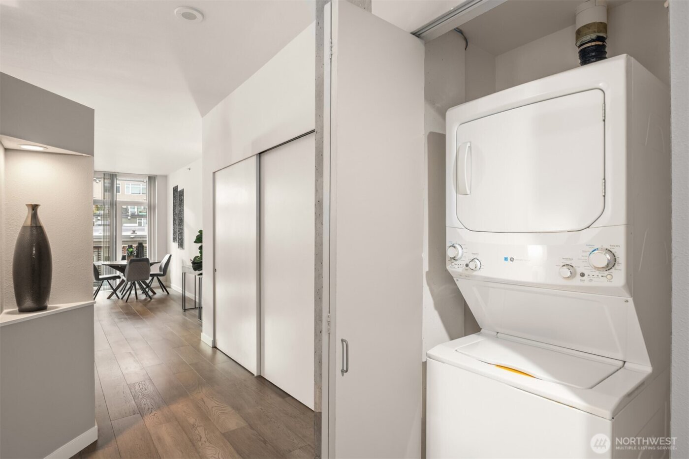 2717 Western Avenue #6016, Seattle, WA 98121