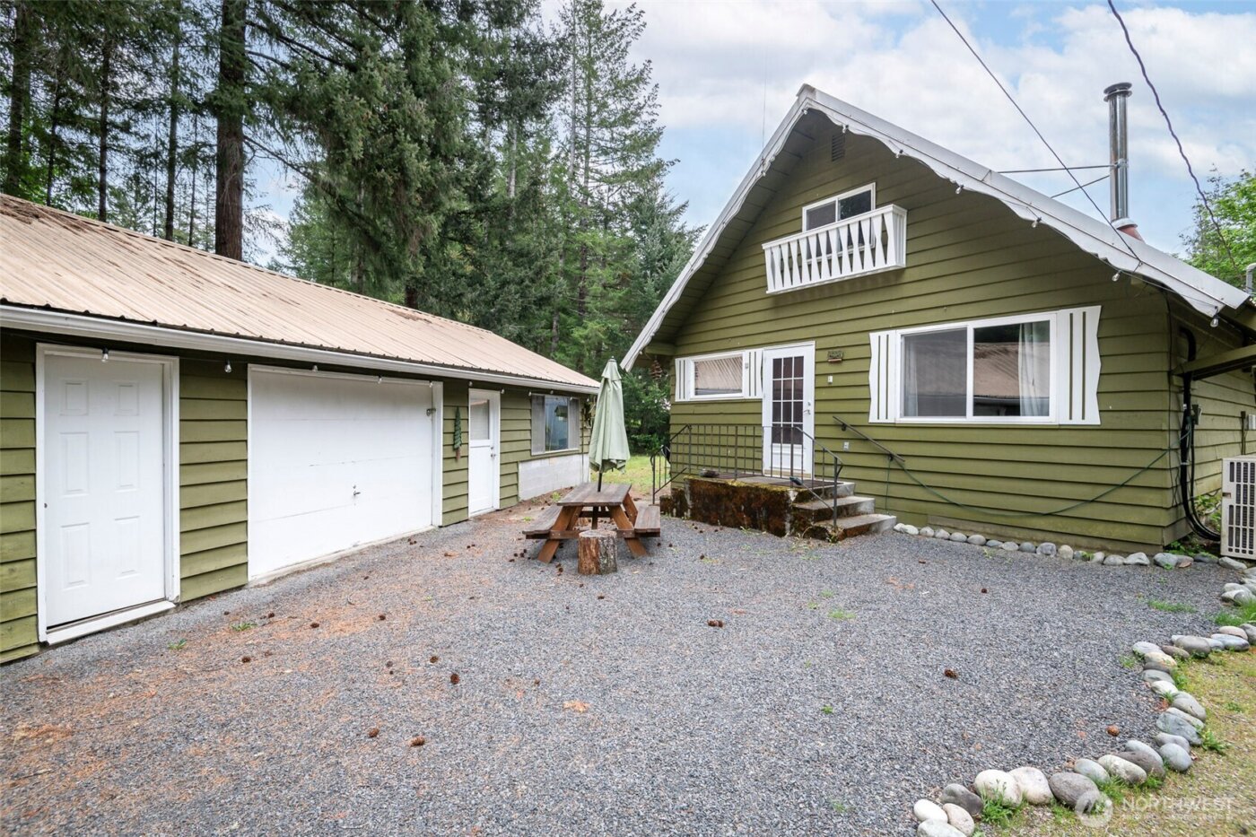 100 Aspen Lane , Packwood, WA 98361