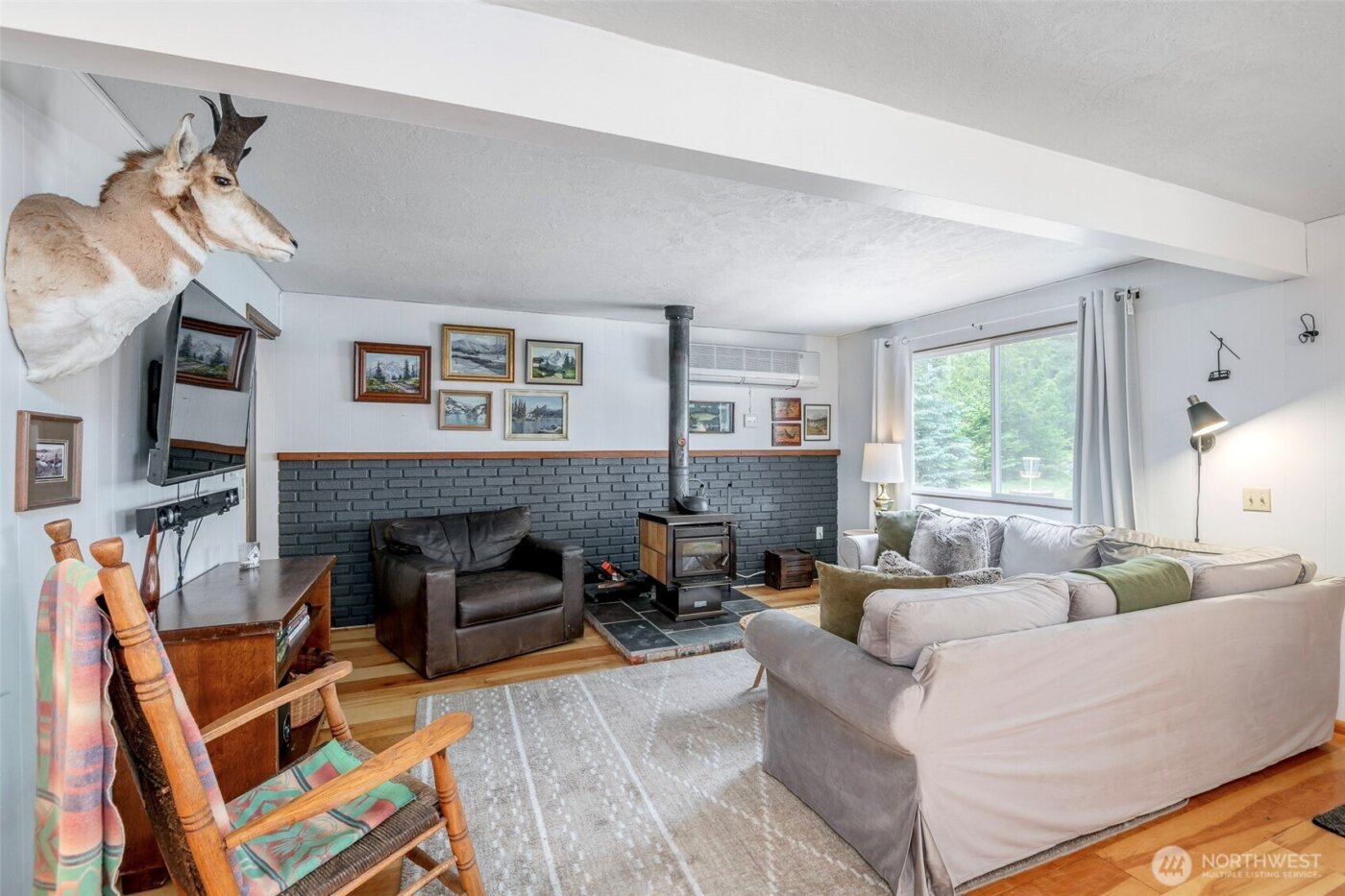 100 Aspen Lane , Packwood, WA 98361