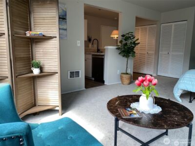 3429 Burke Avenue N #23, Seattle, WA 98103 - Photo 11