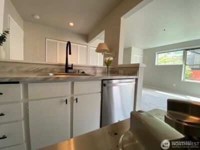 3429 Burke Avenue N #23, Seattle, WA 98103 - Photo 28