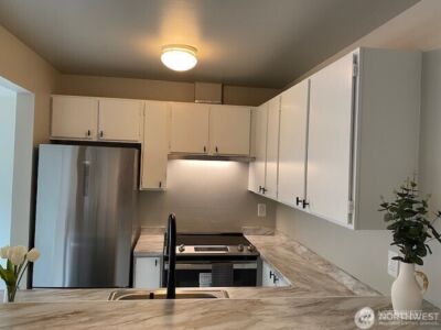 3429 Burke Avenue N #23, Seattle, WA 98103 - Photo 30