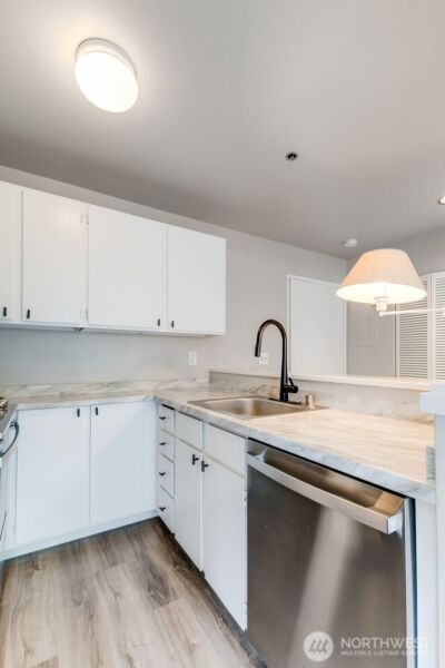 3429 Burke Avenue N #23, Seattle, WA 98103 - Photo 5