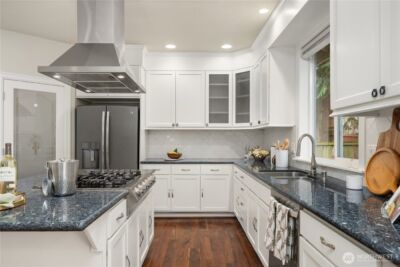 10719 121st Place NE, Kirkland, WA 98033 - Photo 15
