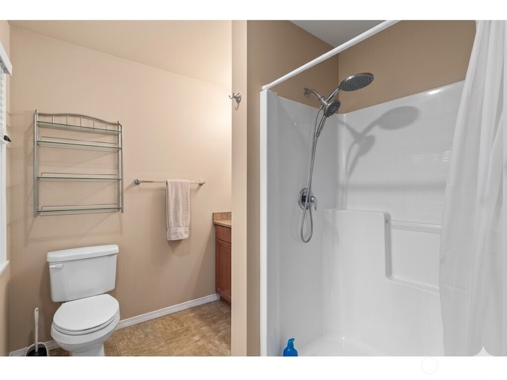 16507 122nd Avenue E, Puyallup, WA 98374