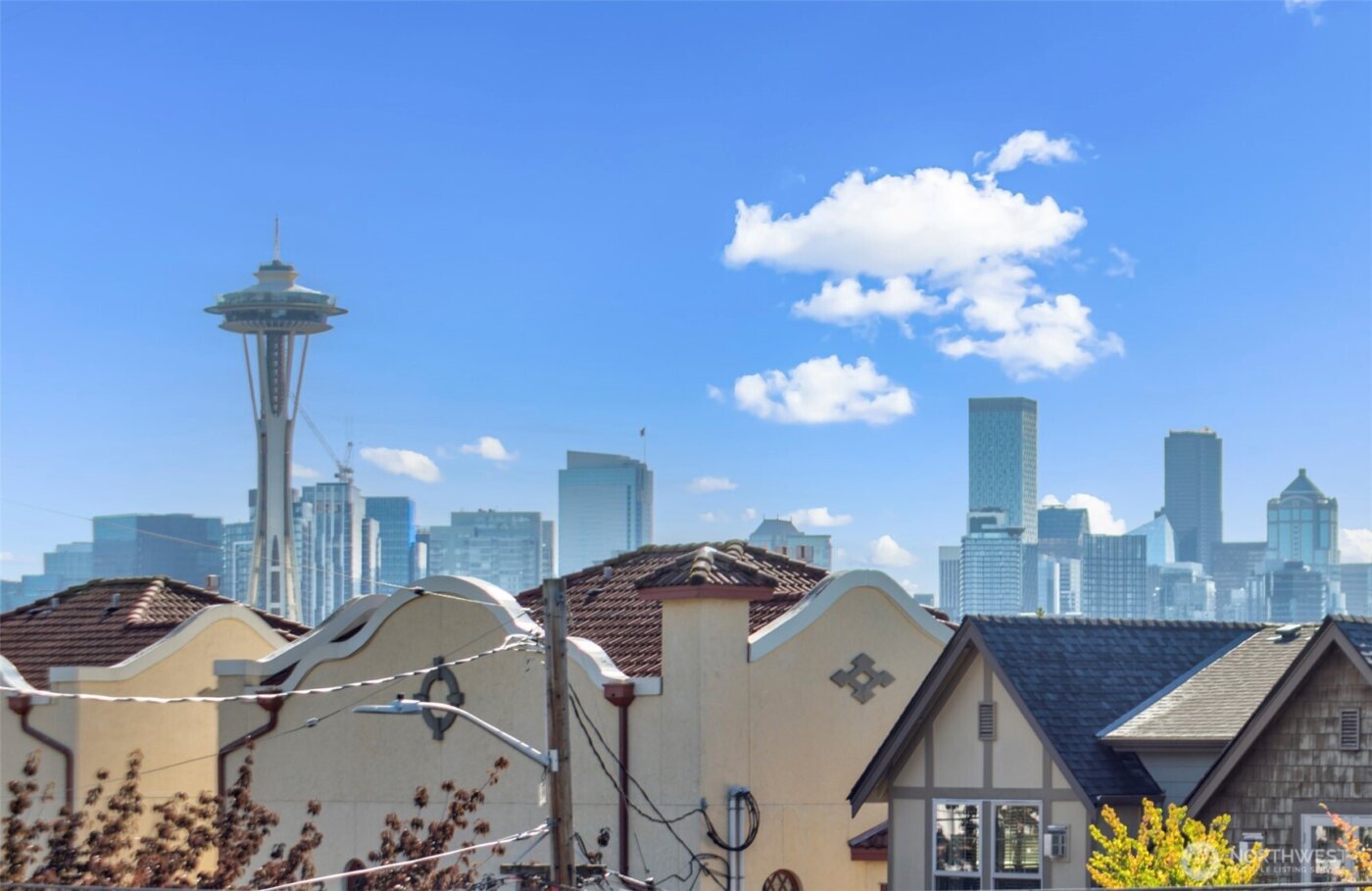 500 W Olympic Place #203, Seattle, WA 98119