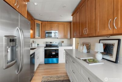 500 W Olympic Place #203, Seattle, WA 98119 - Photo 9