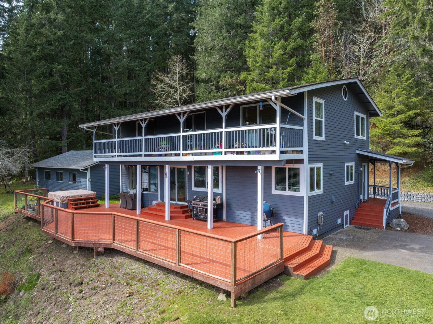 50 NE Alta Vista Drive , Belfair, WA 98528-9726