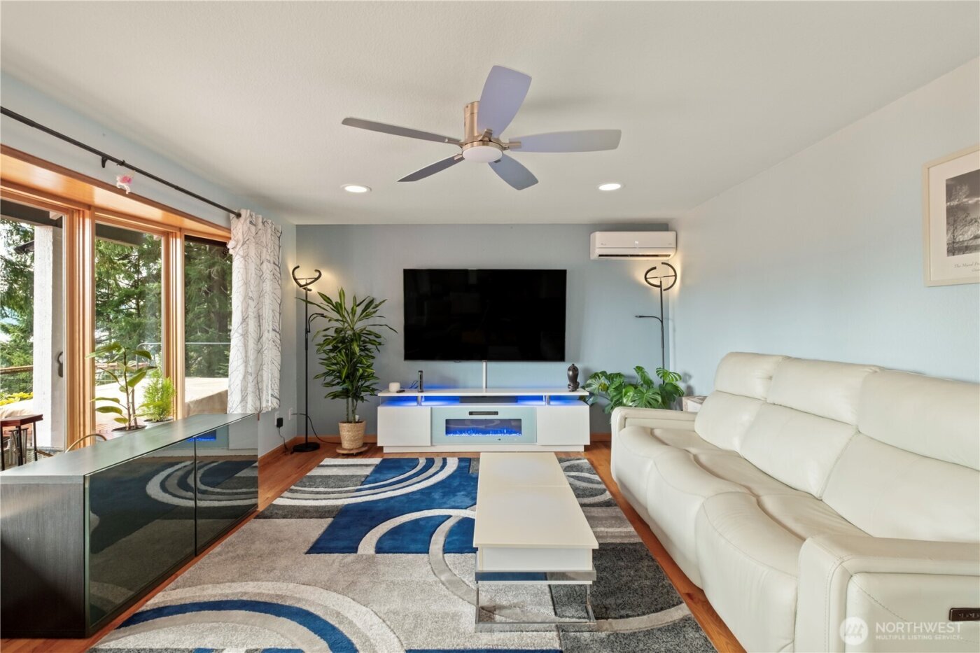 50 NE Alta Vista Drive , Belfair, WA 98528-9726