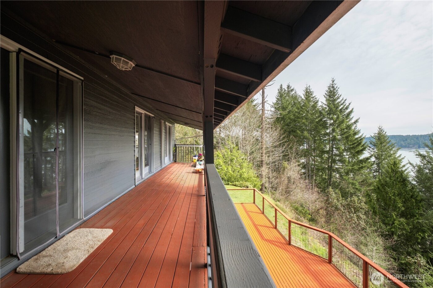 50 NE Alta Vista Drive , Belfair, WA 98528-9726