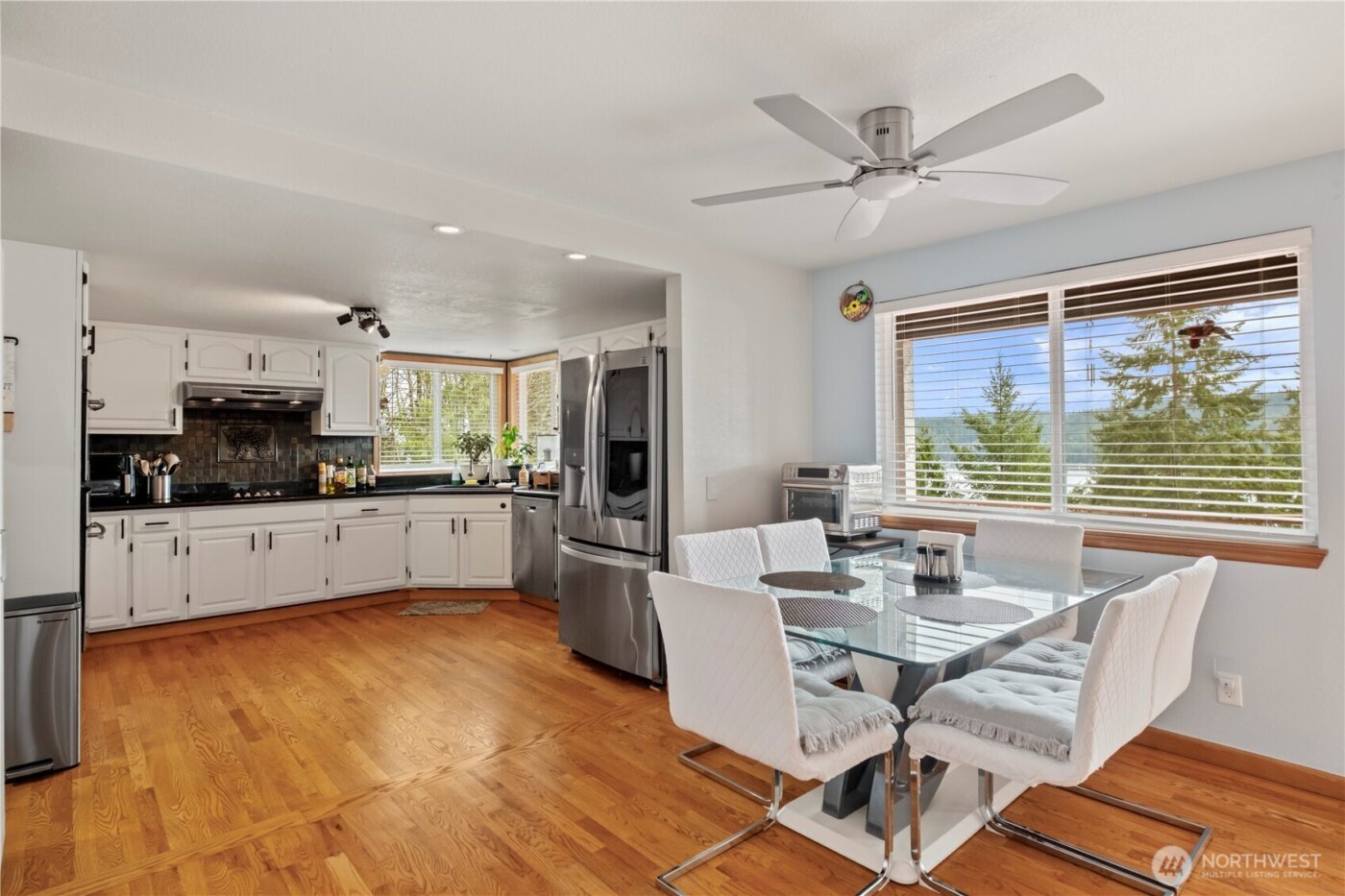 50 NE Alta Vista Drive , Belfair, WA 98528-9726