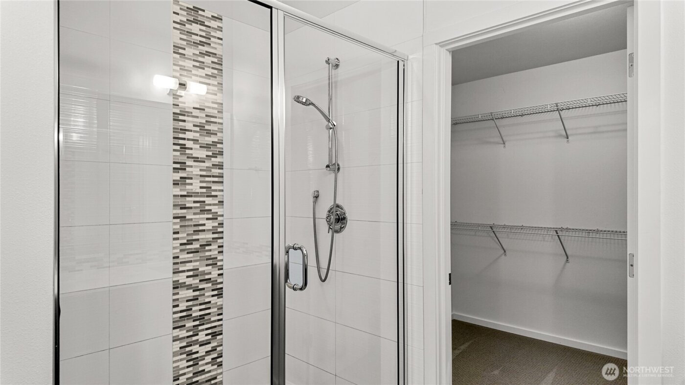 4233 S Lucile Street , Seattle, WA 98118