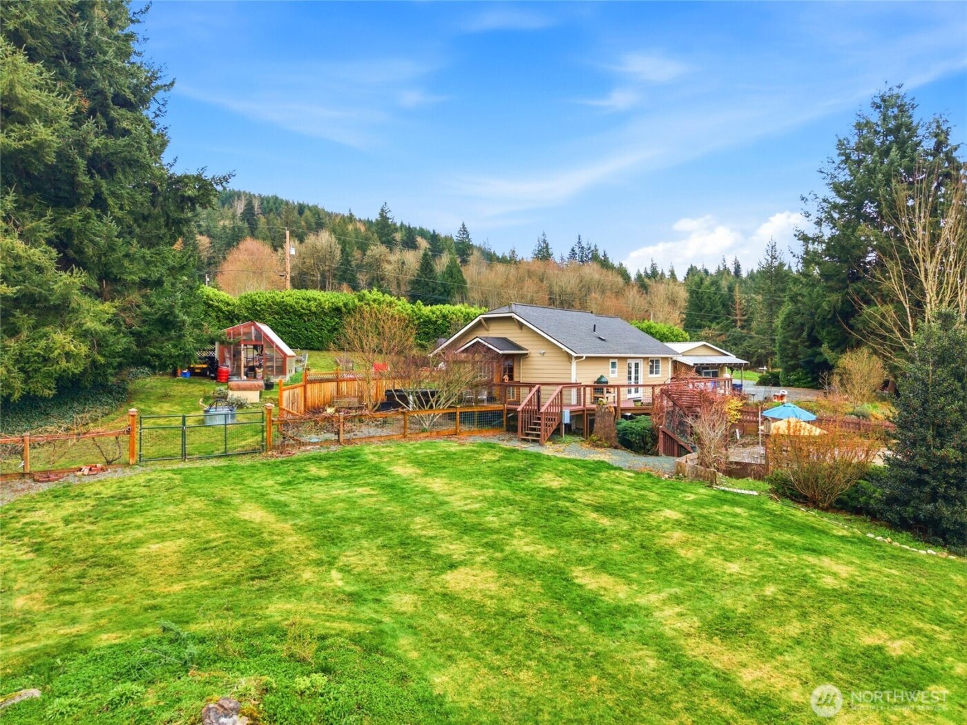 5334 Tenneson Road , Sedro Woolley, WA 98284