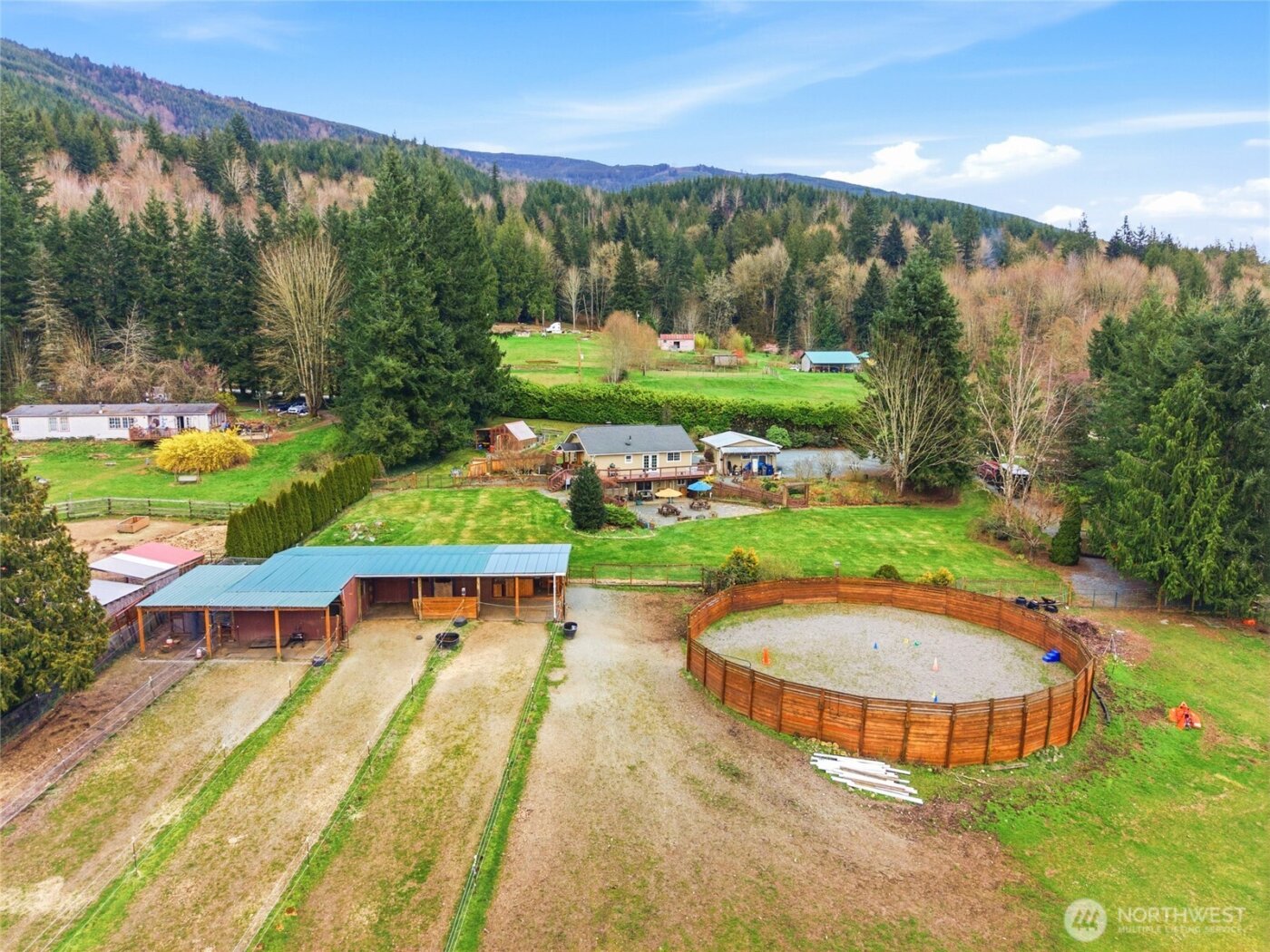 5334 Tenneson Road , Sedro Woolley, WA 98284