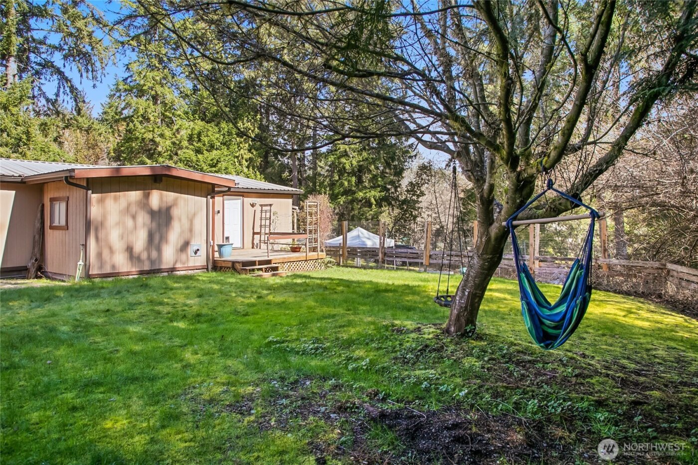 221 E Country Lane , Allyn, WA 98524