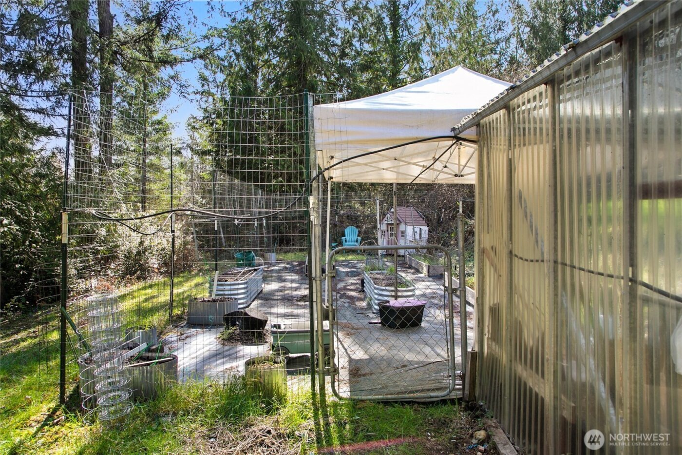 221 E Country Lane , Allyn, WA 98524