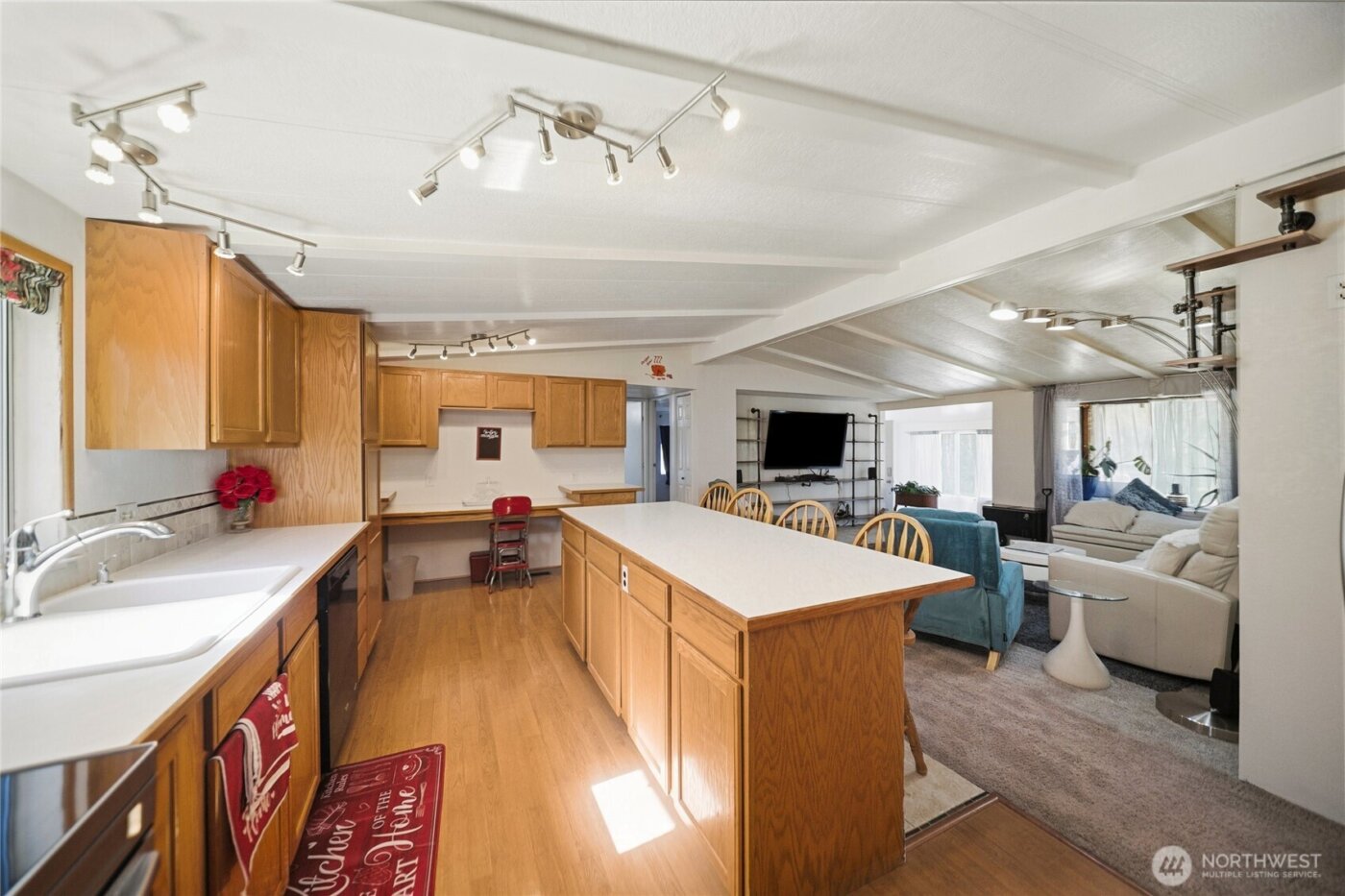 221 E Country Lane , Allyn, WA 98524