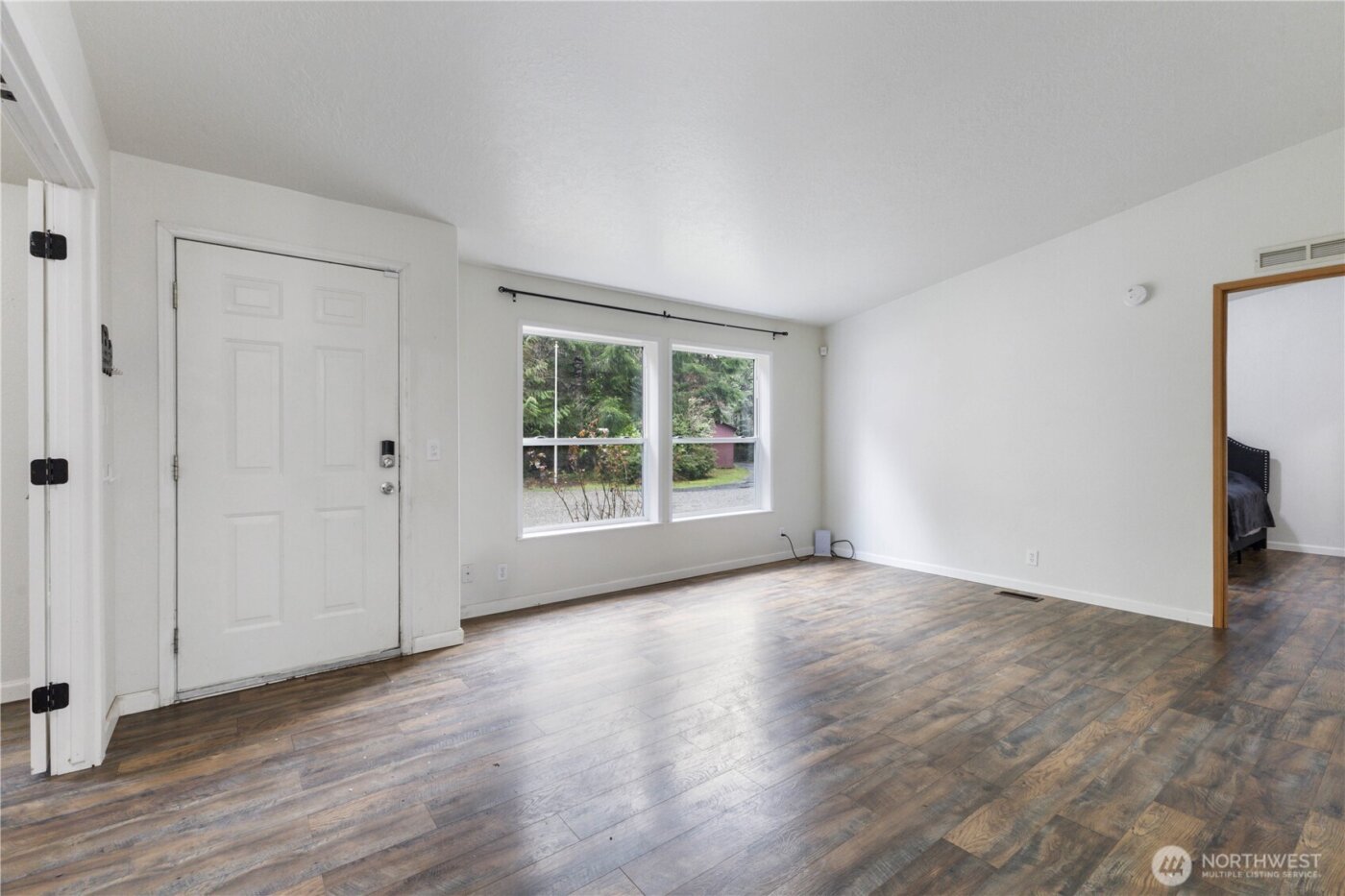 260 E Lansky Dr , Shelton, WA 98584