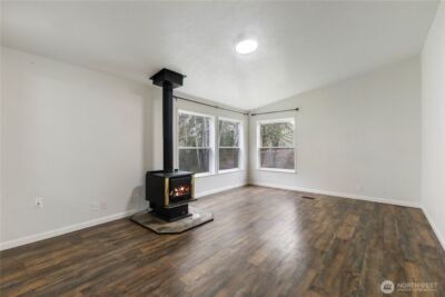 260 E Lansky Dr , Shelton, WA 98584 - Photo 8