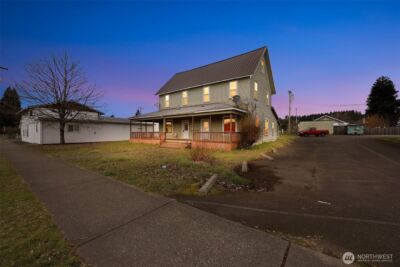 514 W Main Street , Elma, WA 98541