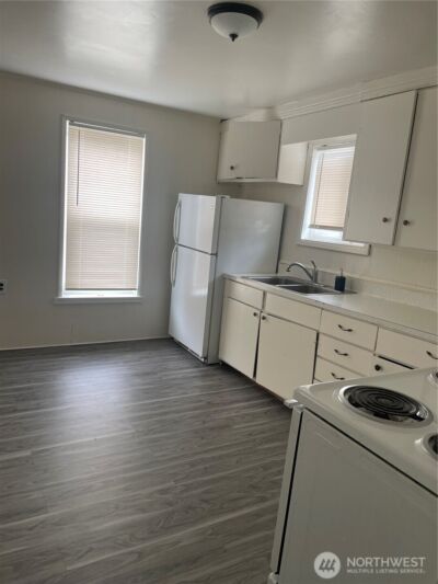 514 W Main Street , Elma, WA 98541 - Photo 14