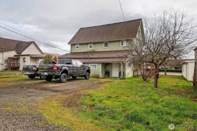 514 W Main Street , Elma, WA 98541 - Photo 10