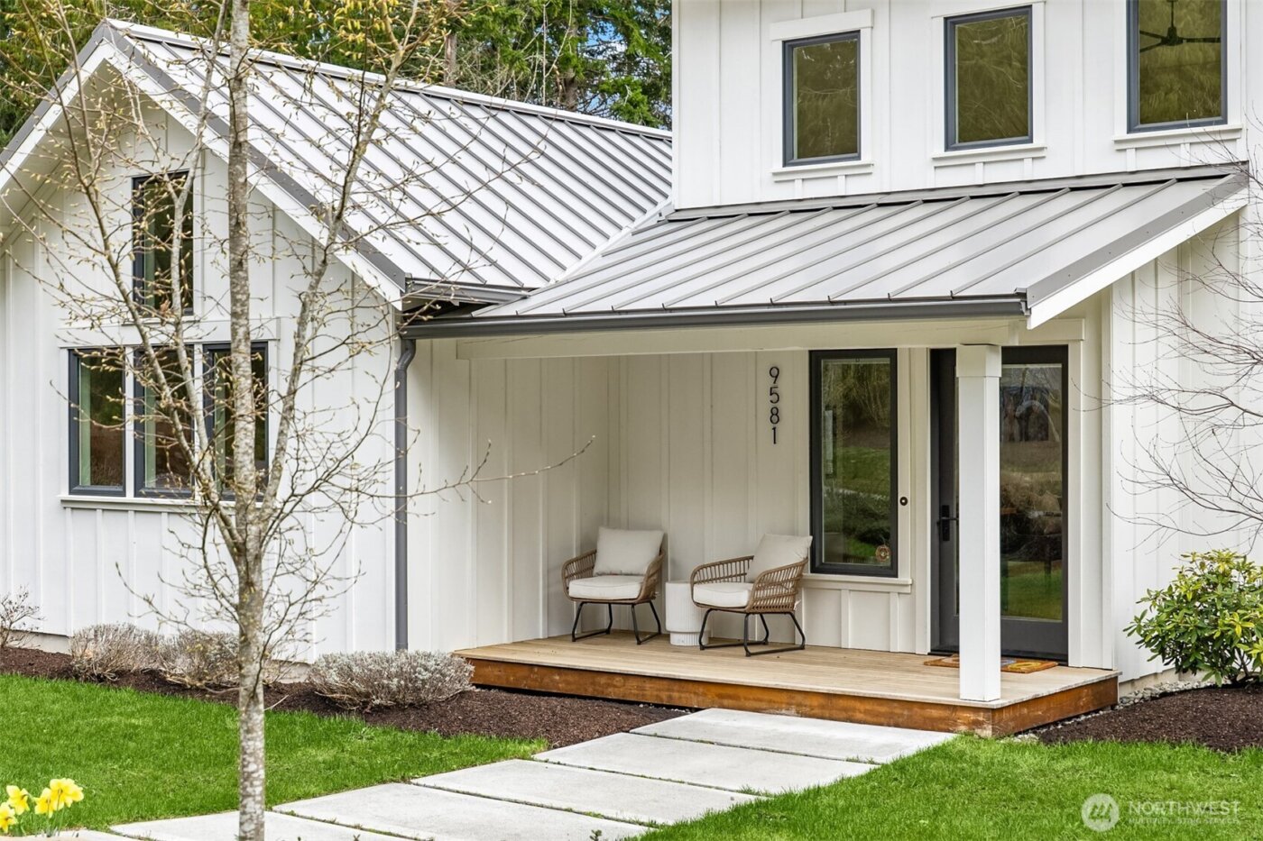 9581 NE Sigrids Court , Bainbridge Island, WA 98110