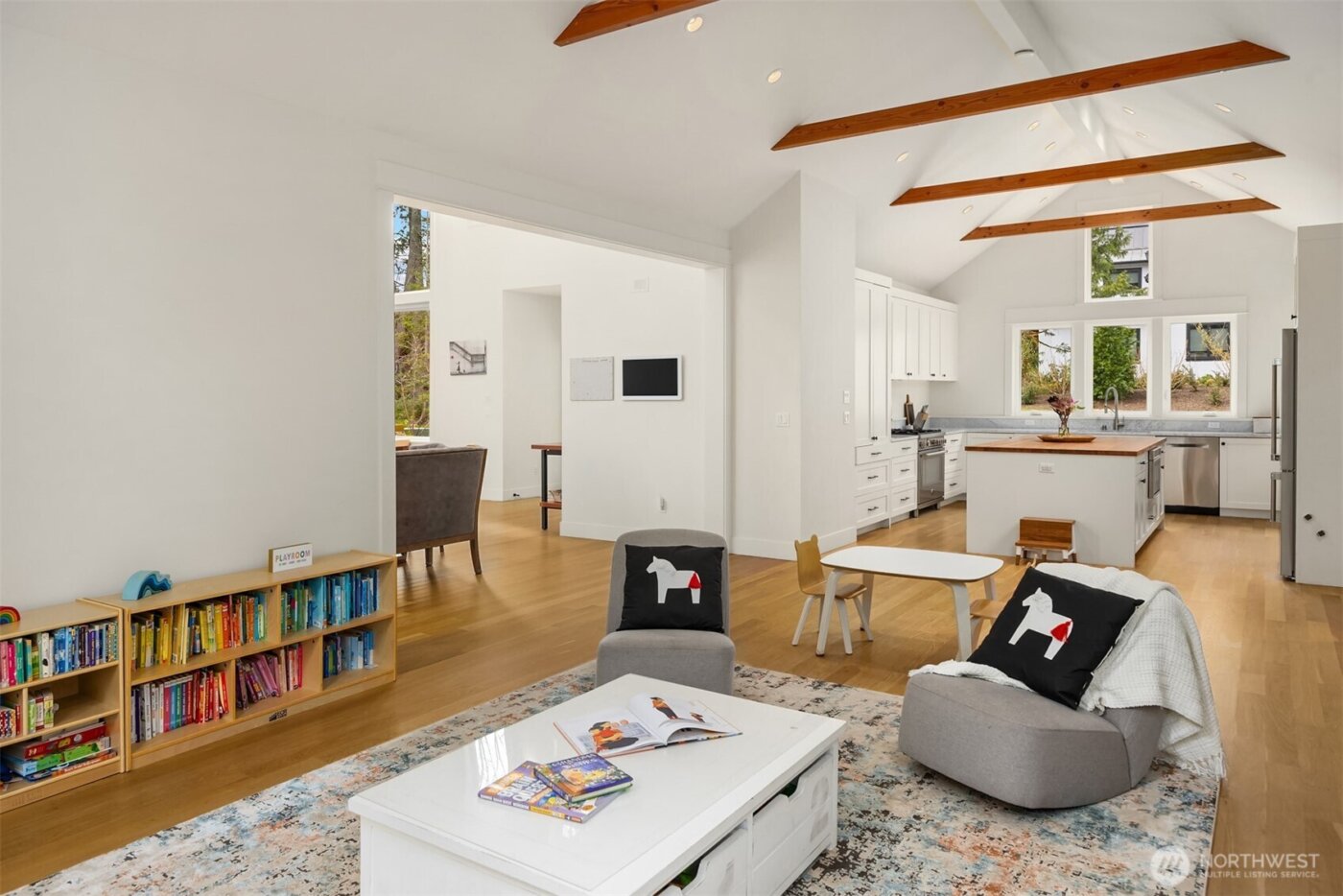 9581 NE Sigrids Court , Bainbridge Island, WA 98110