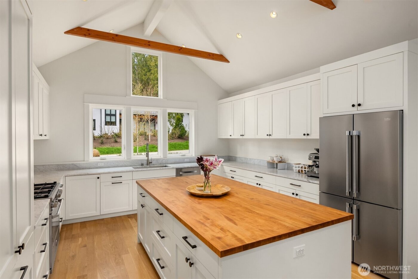 9581 NE Sigrids Court , Bainbridge Island, WA 98110