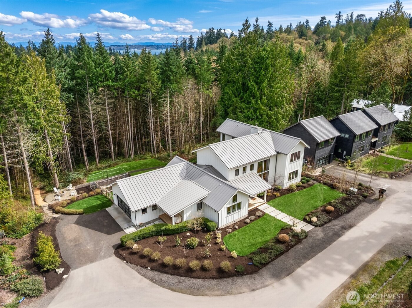 9581 NE Sigrids Court , Bainbridge Island, WA 98110