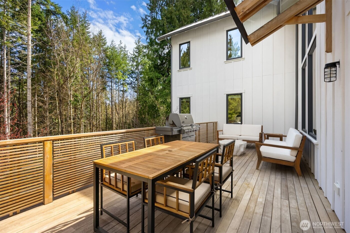 9581 NE Sigrids Court , Bainbridge Island, WA 98110