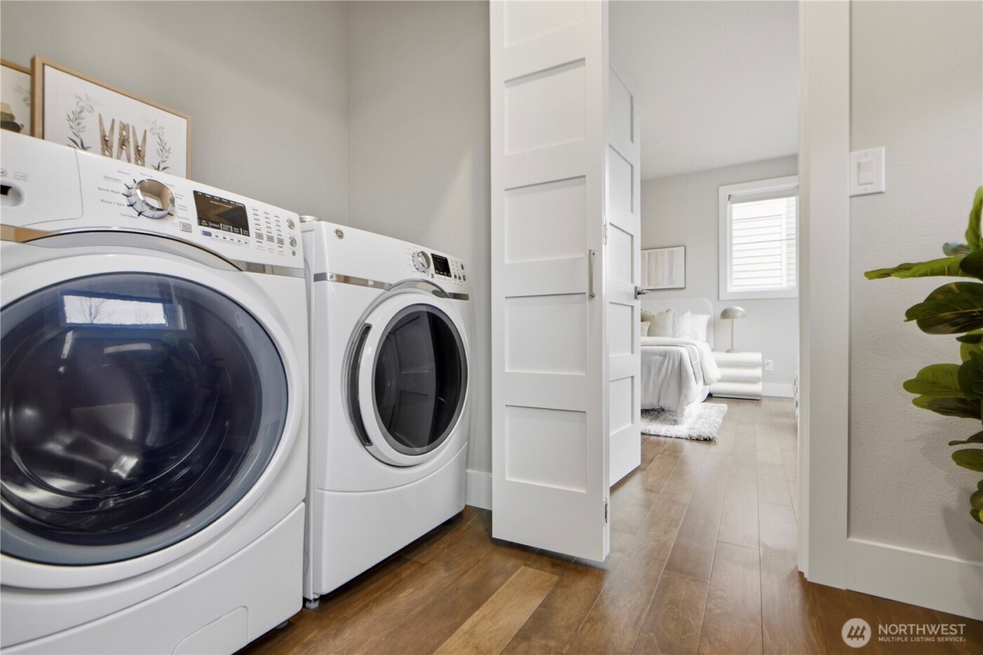 12129 NE 109th Way , Kirkland, WA 98033