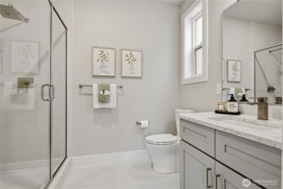 12129 NE 109th Way , Kirkland, WA 98033 - Photo 24
