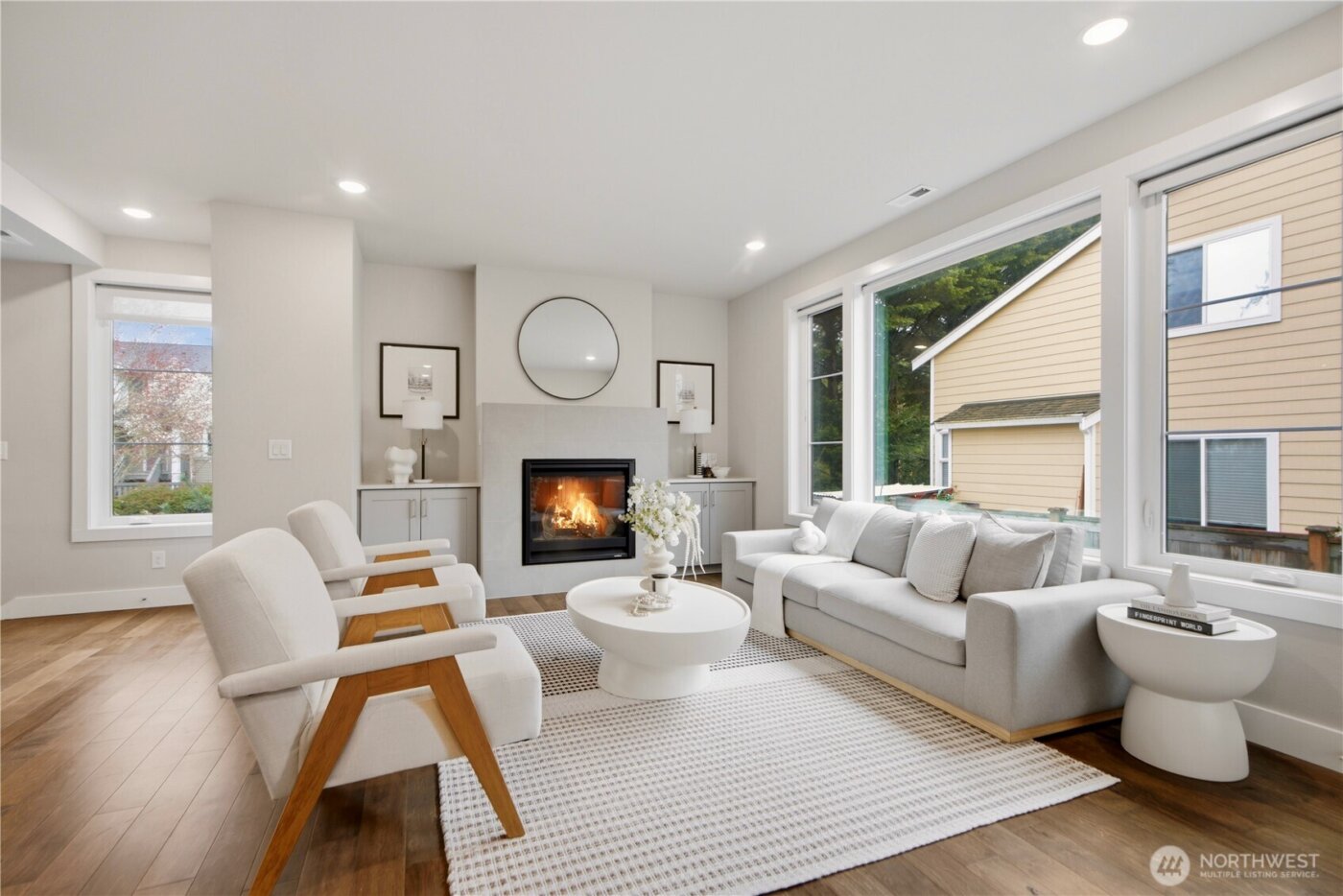 12129 NE 109th Way , Kirkland, WA 98033