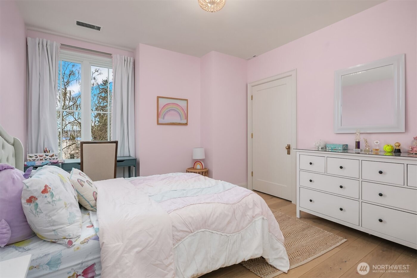 5721 65th Avenue NE, Seattle, WA 98105