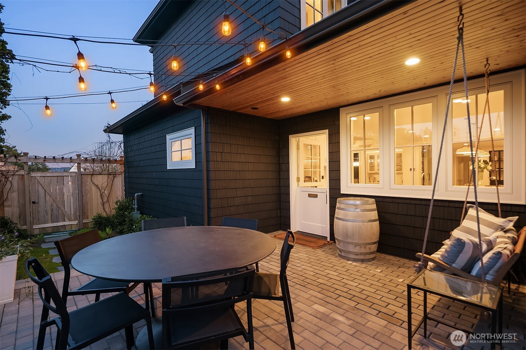 5721 65th Avenue NE, Seattle, WA 98105