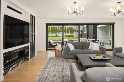 5721 65th Avenue NE, Seattle, WA 98105 - Photo 4