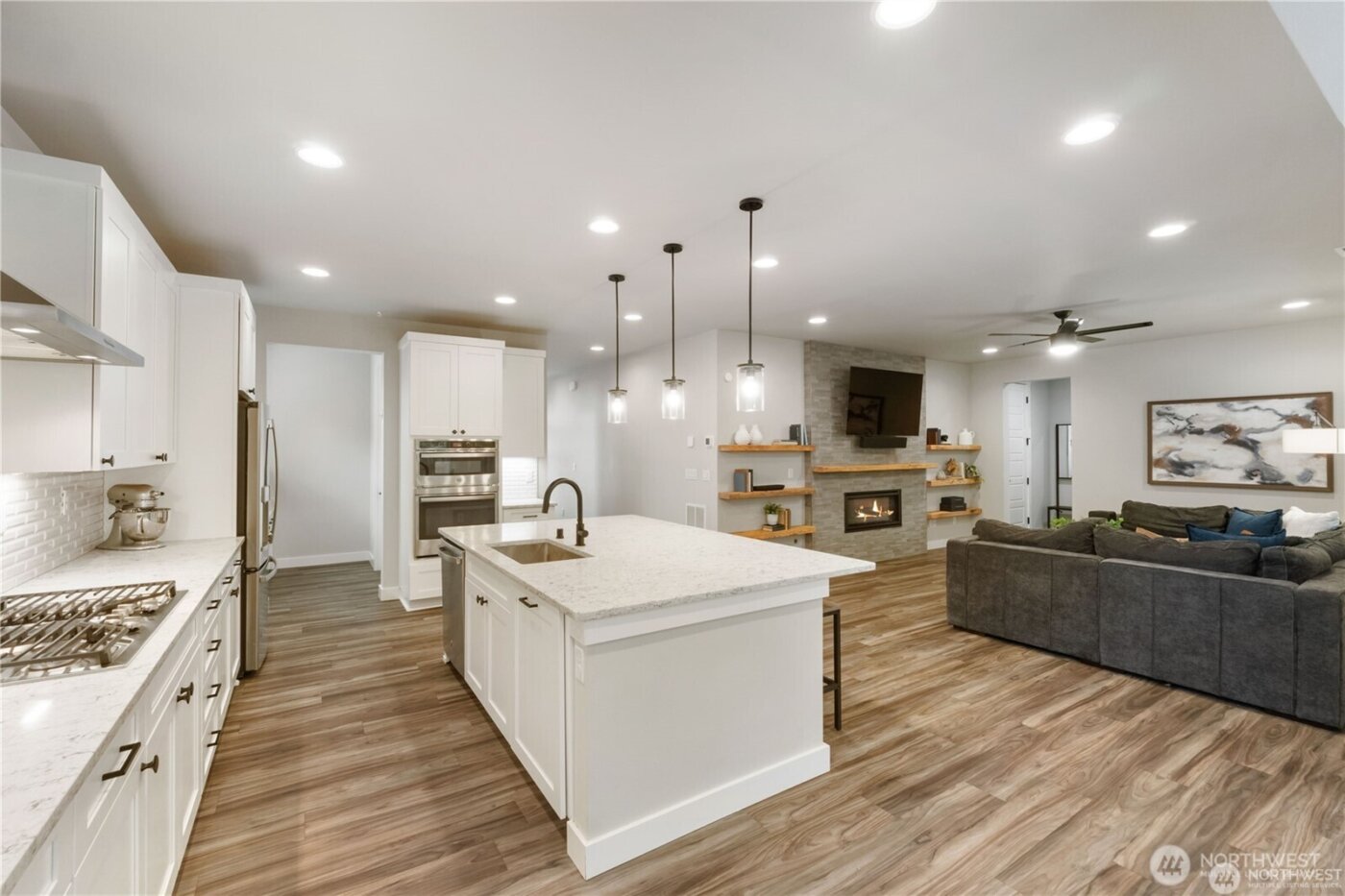 12956 186th Ave E , Bonney Lake, WA 98391