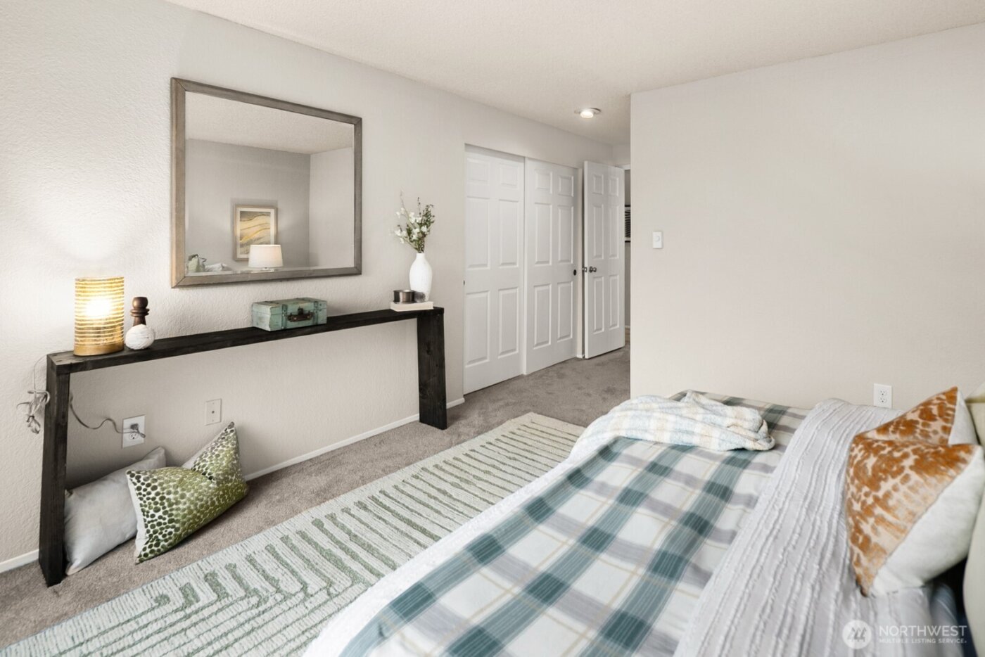 15175 Sunwood Boulevard #DD32, Tukwila, WA 98188