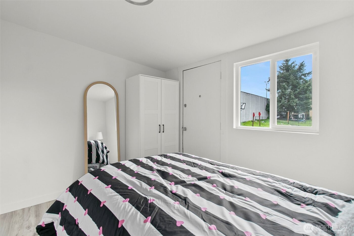 1908 S 43rd Street , Tacoma, WA 98418