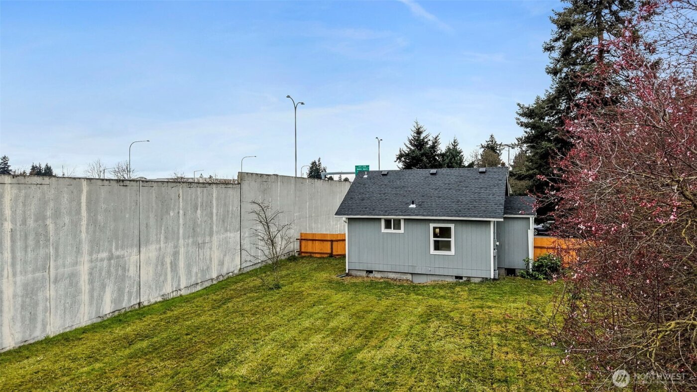 1908 S 43rd Street , Tacoma, WA 98418
