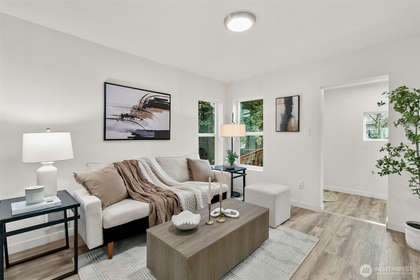 1908 S 43rd Street , Tacoma, WA 98418